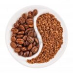 Полезен ли кофе для женщины? 1 natural-coffee-beans-versus-instant-one-in-yin-yang-shaped-plate-isolated-on-white-300x294